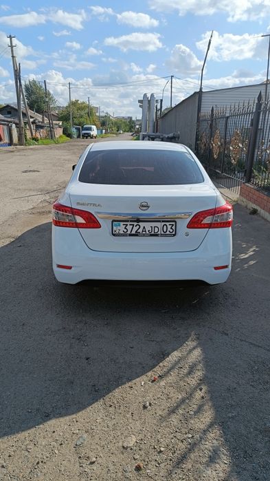 Продам машину Nissan sentra B17