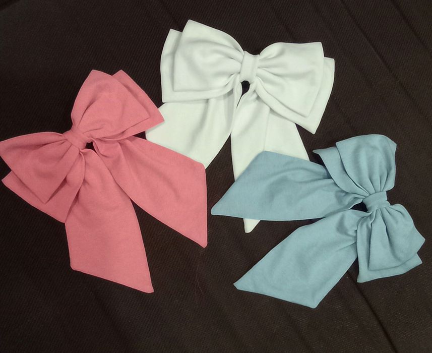 Красиви панделки шноли