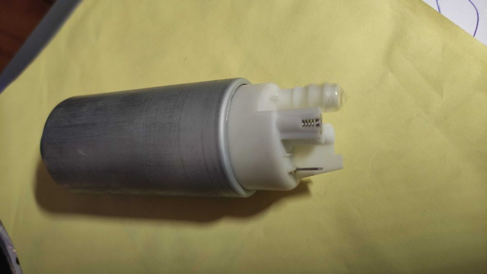 Горивна помпа за френски и немски коли 1995-2005г