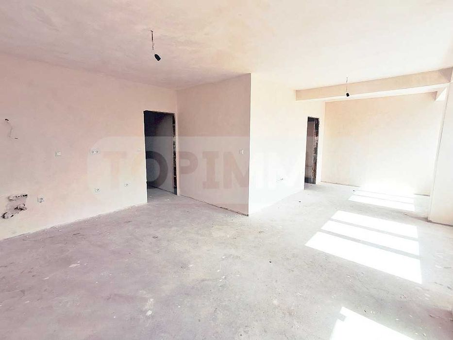 Продава се Четиристаен апартамент в Варна, Колхозен пазар - 137 кв.м за 845 €/кв.м - Снимка #4