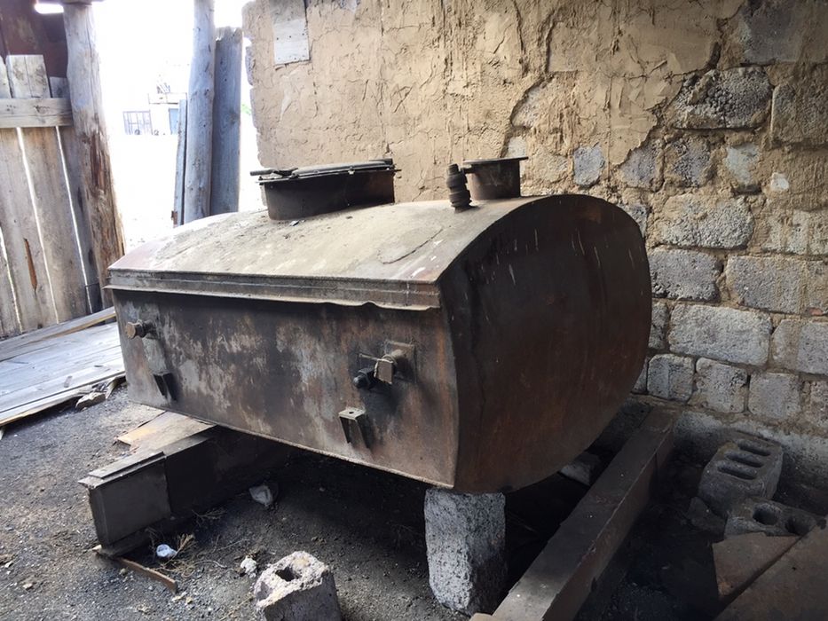 Срочно продам бочку 1200 куб