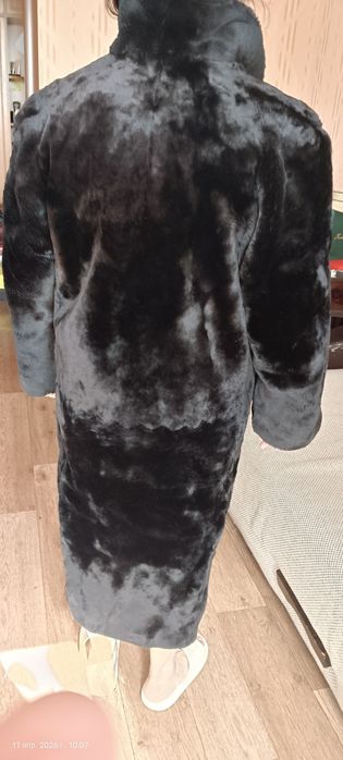 Продам цигейковую шубу