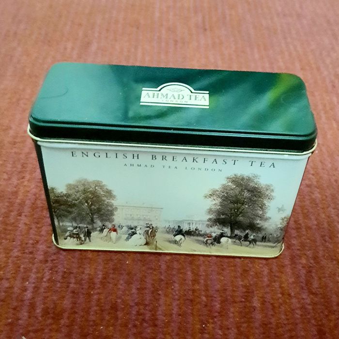 Чай AHMAD 125 гр.жестяная банка Ретро