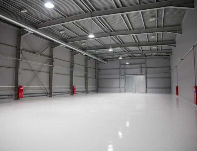 Vand hala metalica pe structura robusta 10m x 40m