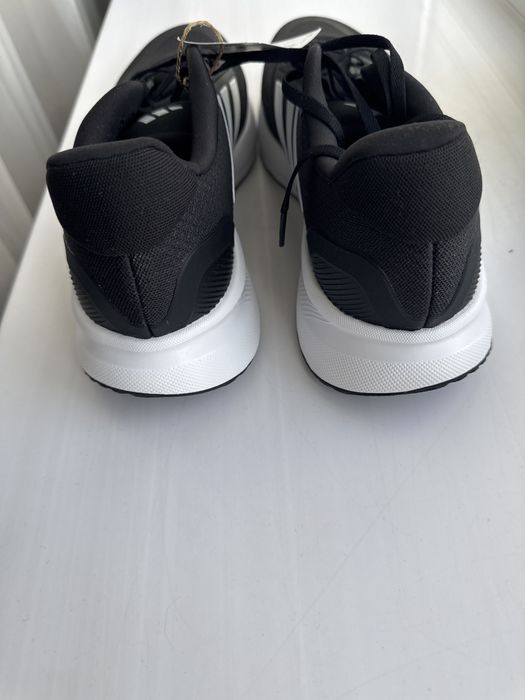 Короссовки Adidas
