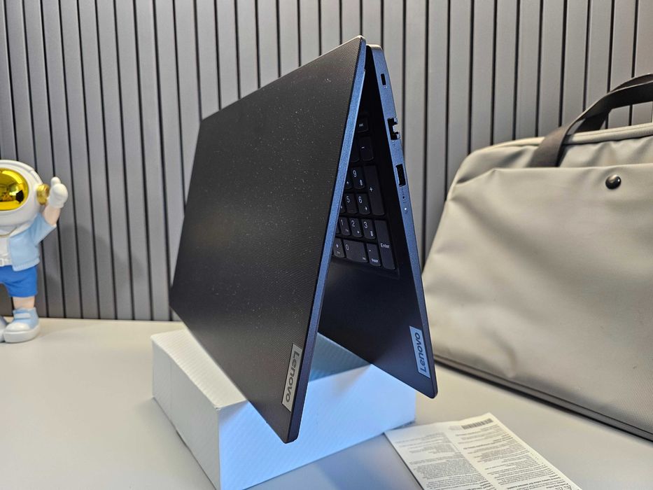 ПРОДАМ Lenovo V15/G4 Ноутбук Ryzen™3-7320U/8GB/256SSD/15.6"FullHD.