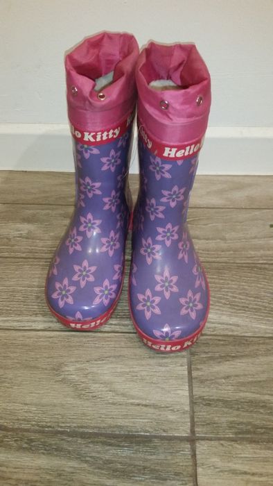 продам резиновые сапоги 30 размер