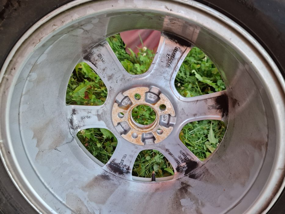 Vând Jante+cauciucuri Volvo XC