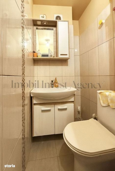 Proprietar inchiriez Familie / Studenti 4 camere Pet Friendly, parcare