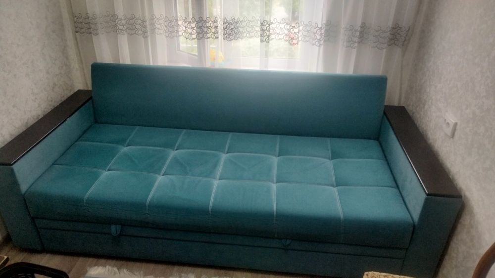 Продам диван в хорошем состоянии