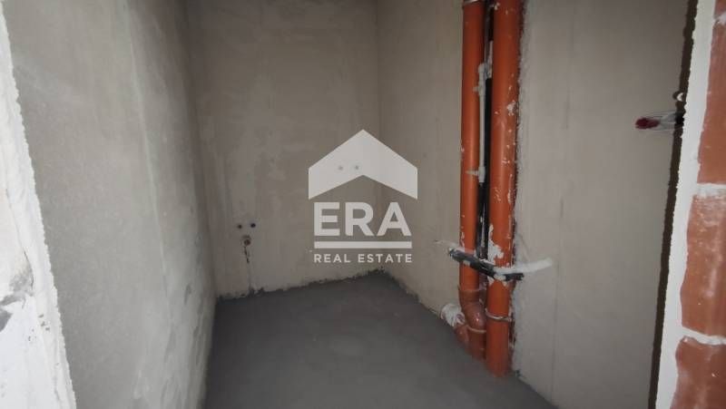 Продава се Тристаен апартамент в Варна, Владислав Варненчик - 92 кв.м за 1522 €/кв.м - Снимка #6