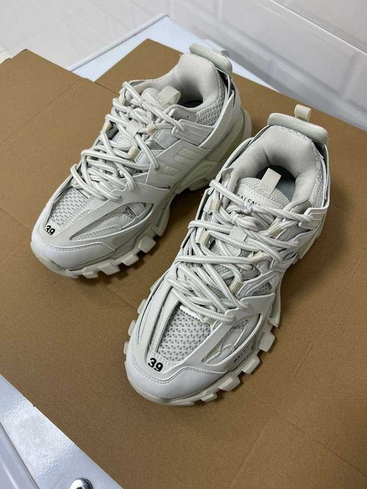 Кроссовки: Balenciaga Track