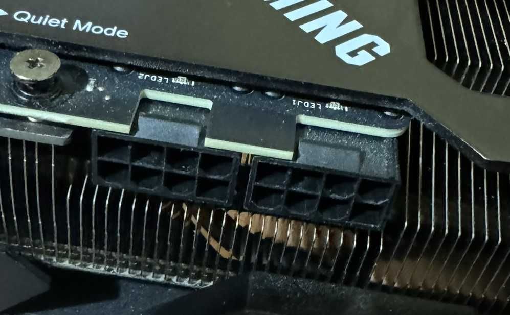 Преходници и кабели за компютър