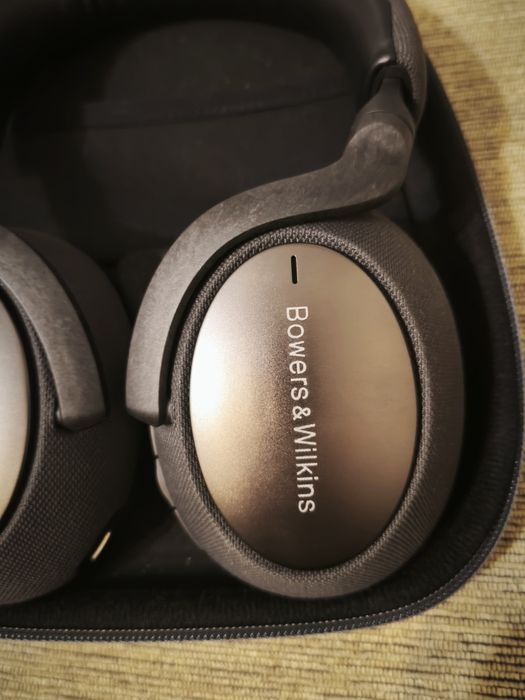 PX7 Bowers & Wilkins