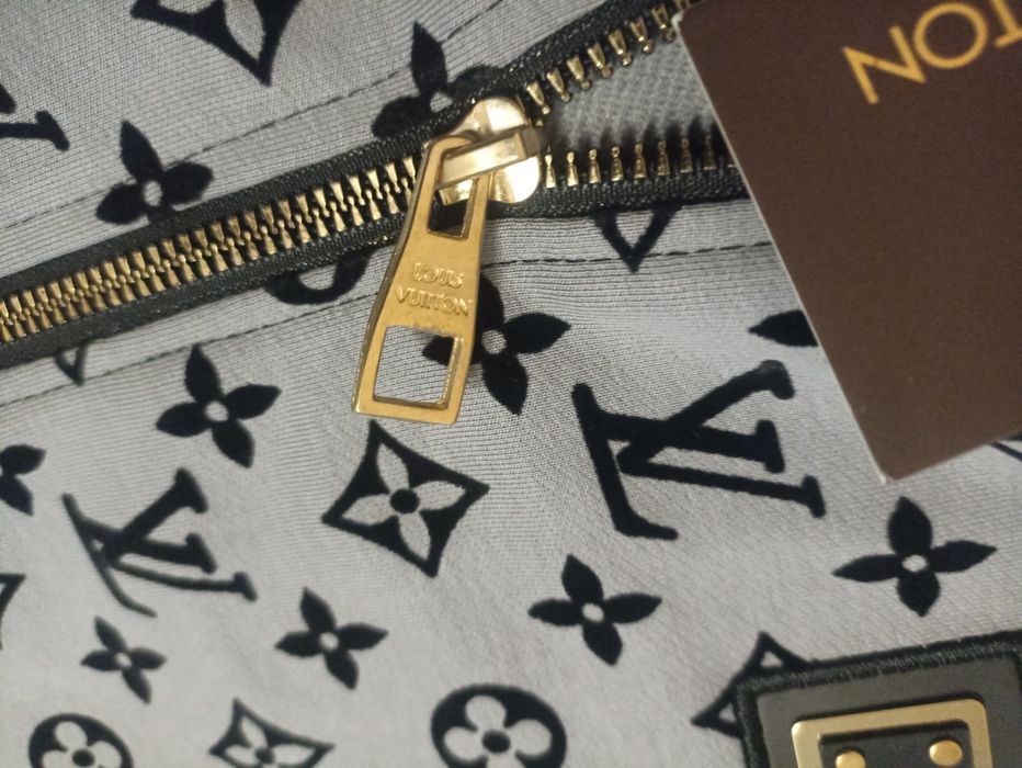 Louis Vuitton XXL нов ! Мъжки екип
