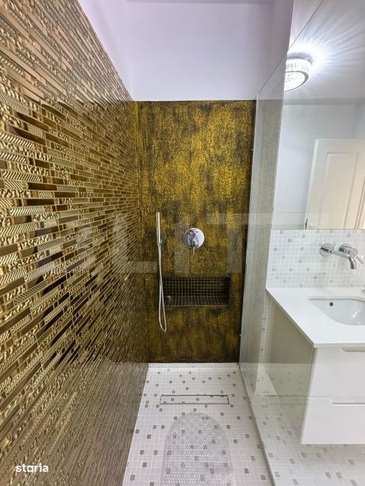 Apartament cu 2 camere, de inchiriat, decomandat, ultracentral, etajul