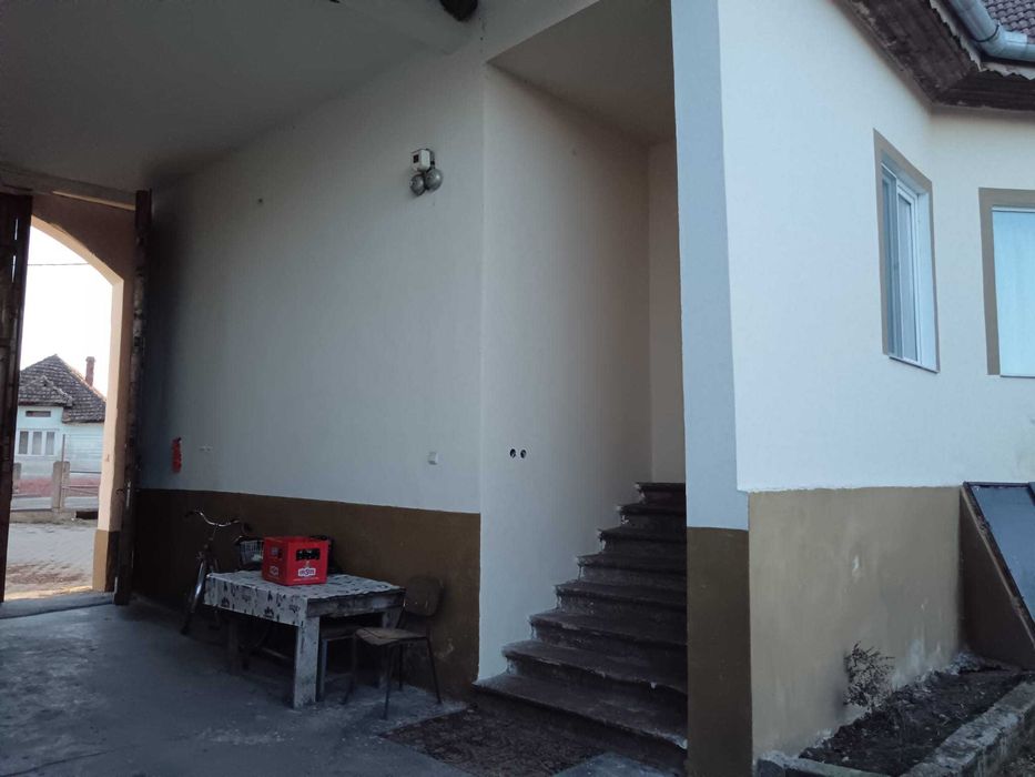 Vand casa cu curte si gradina in Mandra 130.000 euro
