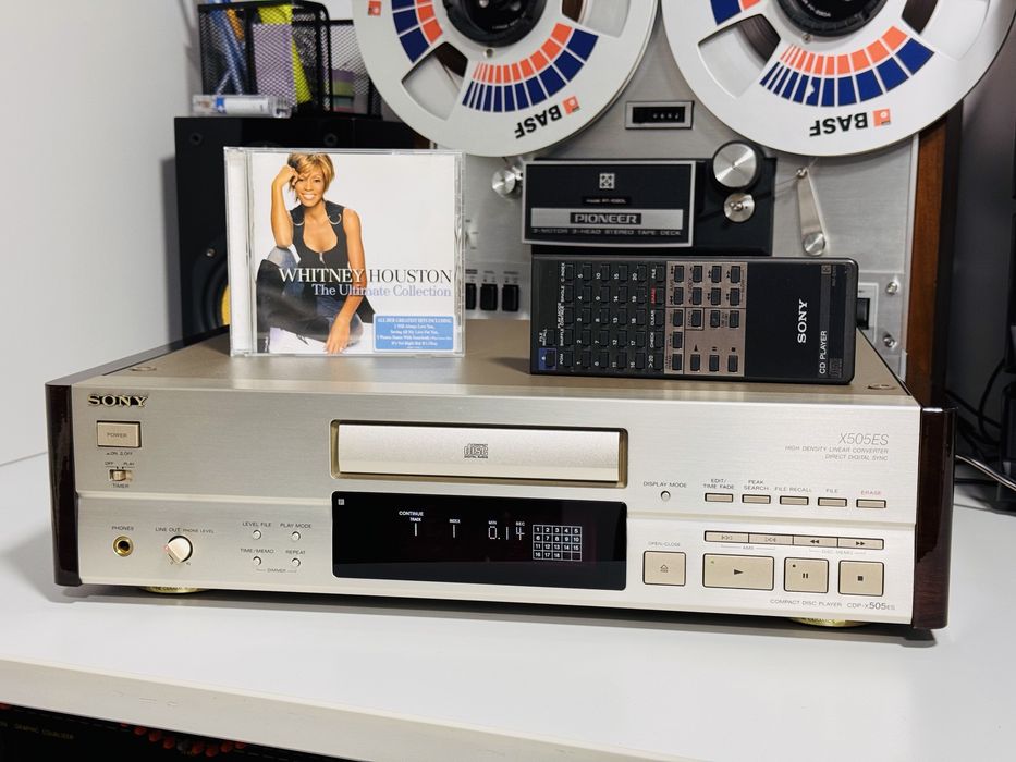 Sony CDP-X505ES – CD Player Hi-Fi ES High-End | Made in Japan | Telecomandă | Stare impecabilă,laterale LEMN,Champagne
