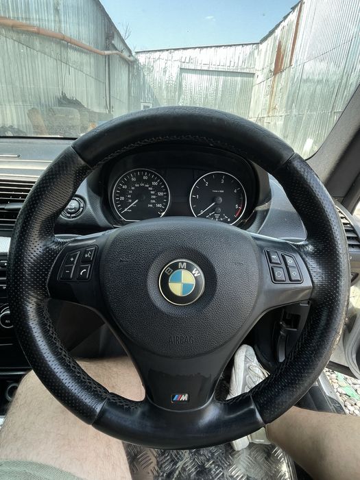 Volan M Bmw seria 1 / seria 3 + airbag E81/E82/E87/E88/E90/E91/E92/E93