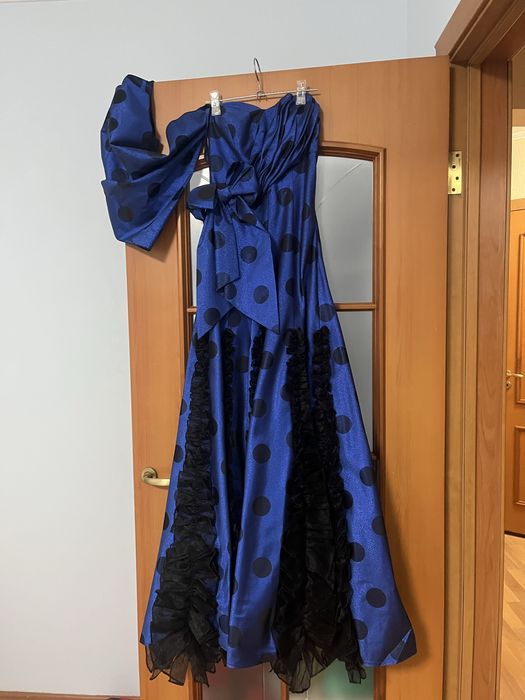 Женская одежда платье вечернее