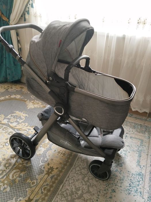 Каляска почти новый