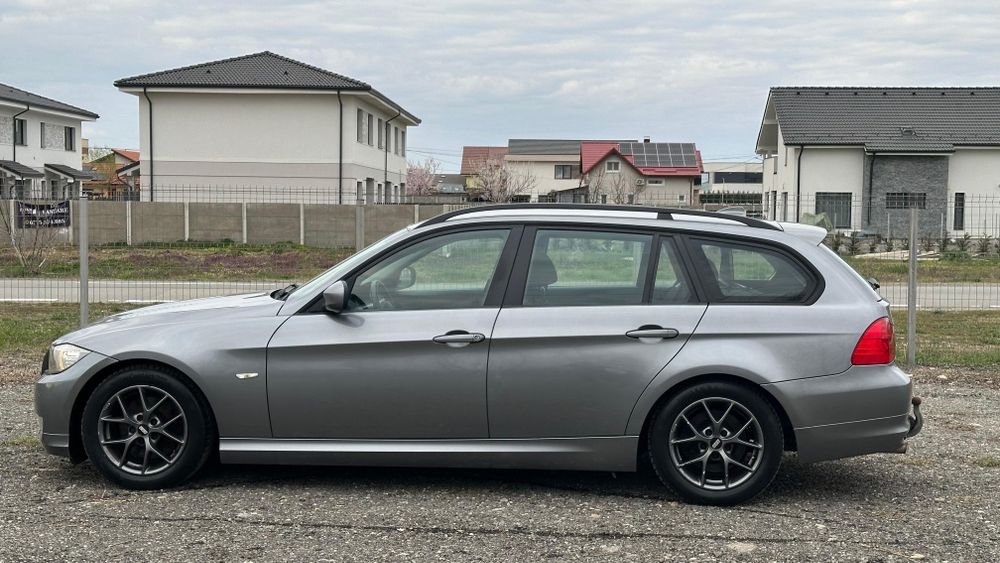 BMW 320d Seria 3 320d e91 facelift 2010 euro 5