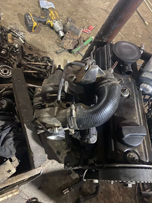 Мотор от пассат б3