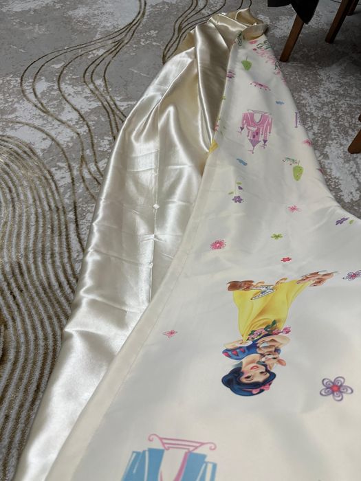 Продам шторы для девочек