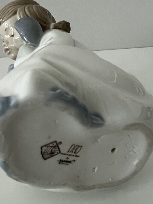 Колекционерска порцеланова фигурка Nao by Lladro