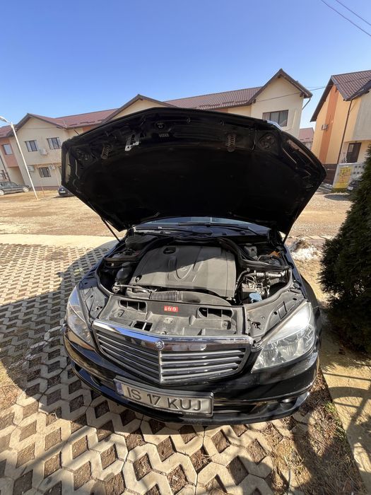 mercedes w 204 impecabil,masina fara defect  toate actele ok