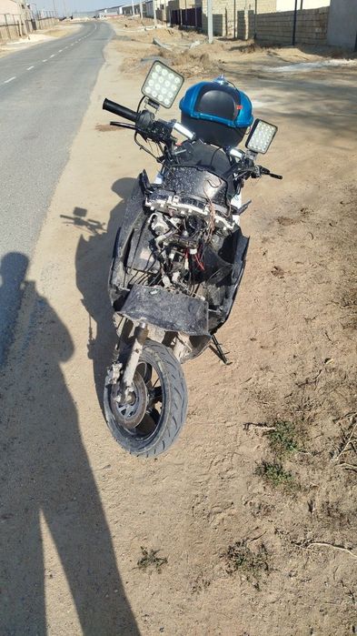 Мопед сатылады жүріп тұр Минус алдыңғы пластигі сынды нақты алатын ада