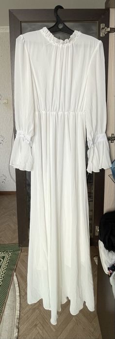 Қазақша көйлек кәжекеймен сатылады.