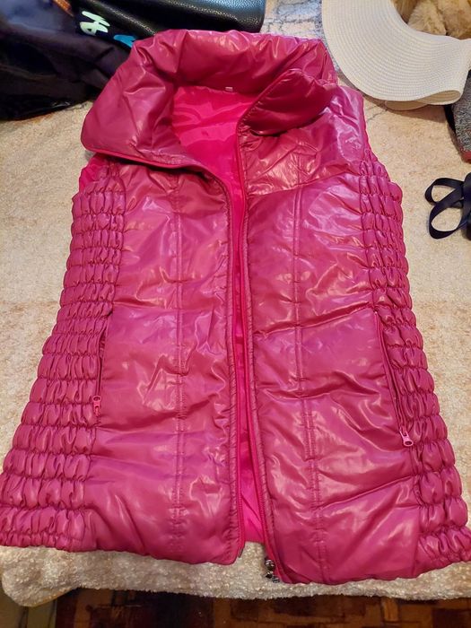 Елеци 2 броя за 7лв