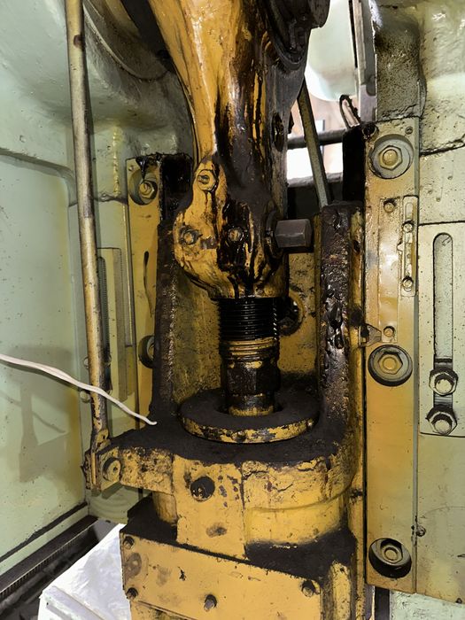 Продам Пресс кривошипный КД2126Е