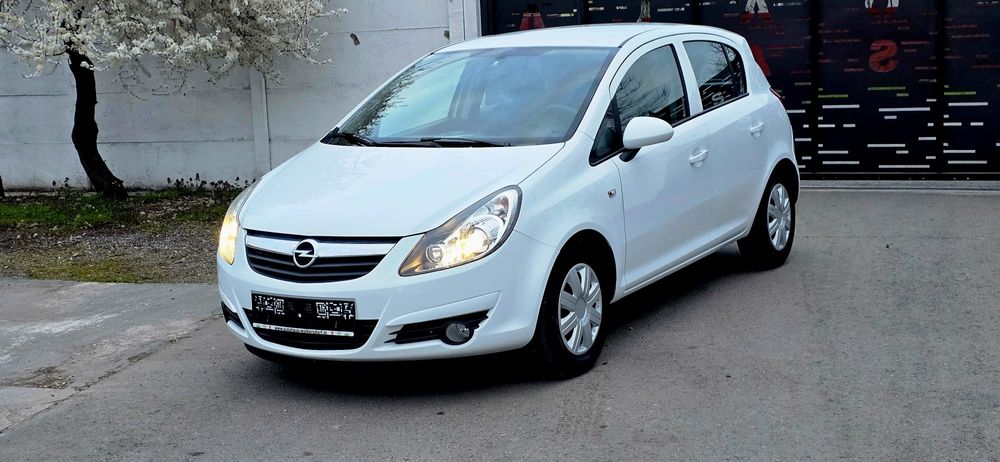 Opel Corsa Automat 1.2benzina‼️