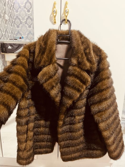 Шубаа размер S очень красивый