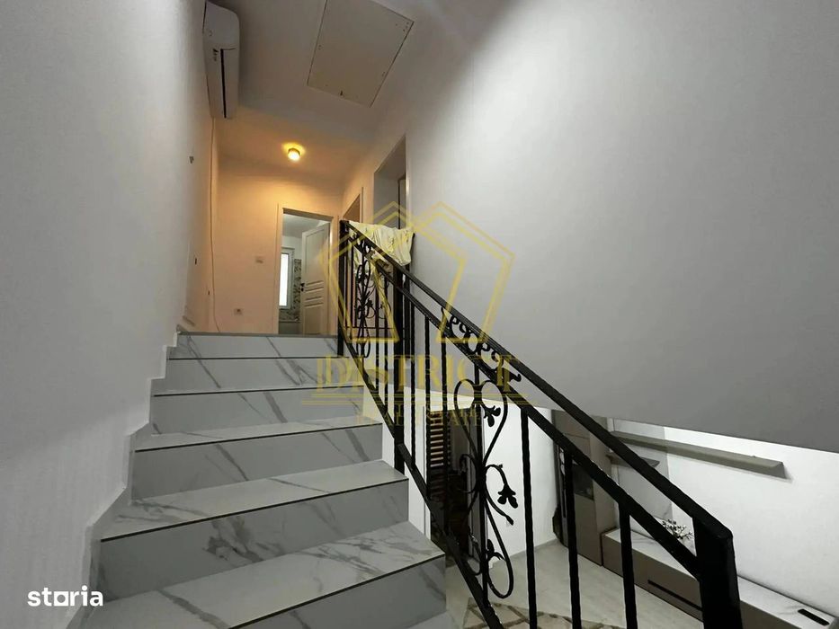 Casa insiruita pe colt cu 3 camere | ZONE 2 | Calea Urseni