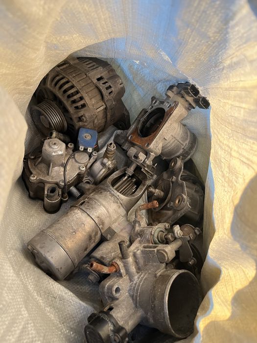 Продам запчасти cefiro maxima a32