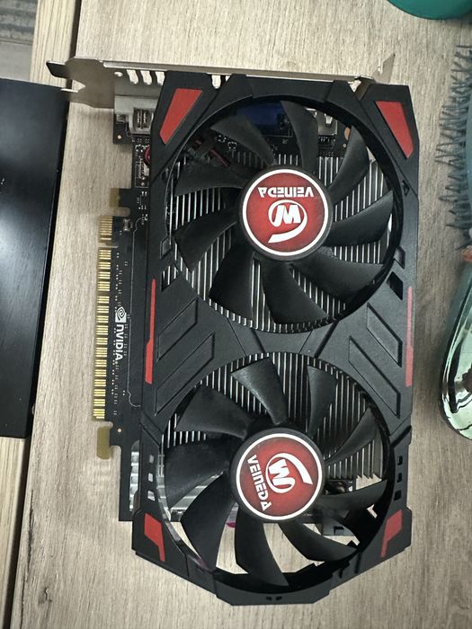 Видео карта рх 550 4 гб