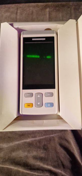 Monitor semne vitale / Detector puls portabil NIBP+SPO2+Temp