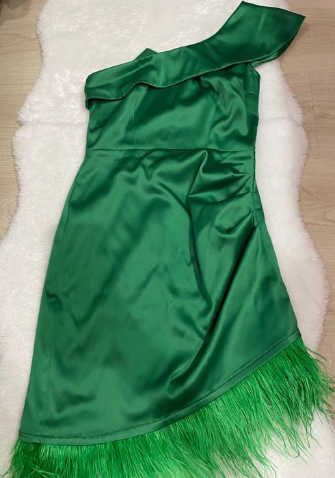 Rochie nouă cu etichetă