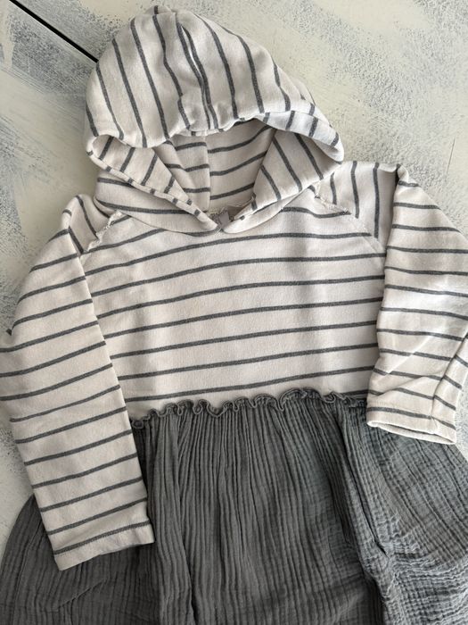 Рокля за момиченце с качулка Zara, 3-4 годинки