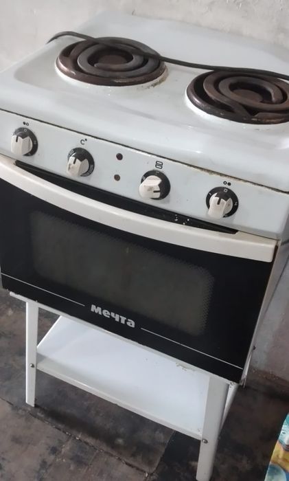 Продам электро плиту