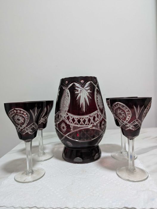 Serviciu cristal rubin Bohemia, BUZĂU PERLA LUX– carafă +cupă+4 pahare