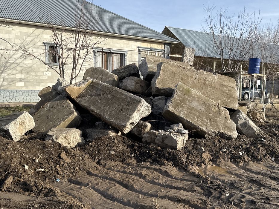 Фунтамент щебеньмен куйылган