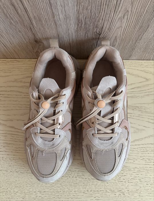 RESERVED  38-ми номер