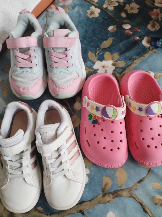 Детски маратонки и сандали