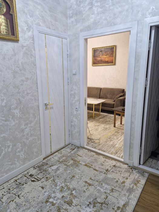 Продается 4- комнат квартира