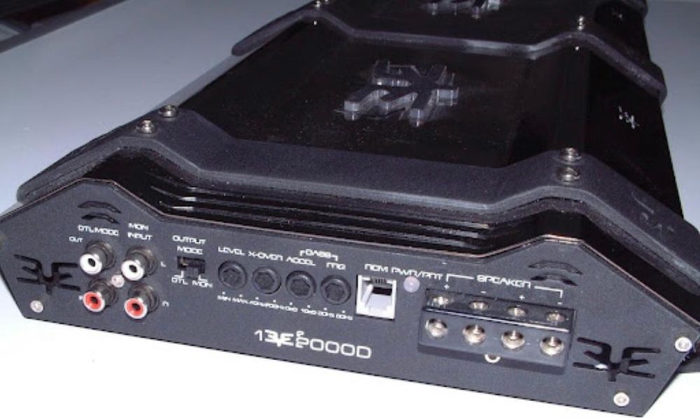 Amplificator auto EYEBIRD 4Y80,Mono ,made in USA