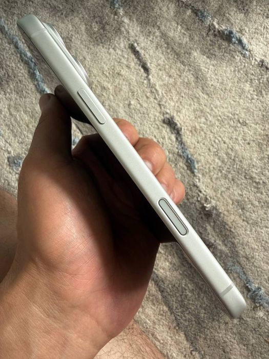 Srochniy iphone 17 pro max sotiladi
